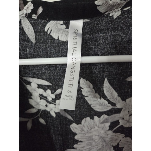 Spiritual Gangster Maya Kimono Top Shirt Black Floral One Size - Picture 2 of 4